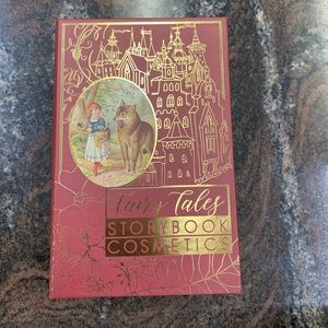 STORYBOOK COSMETICS EYESHADOW PALETTE